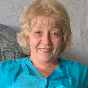  Liz-RevaNail-Happy-Customer